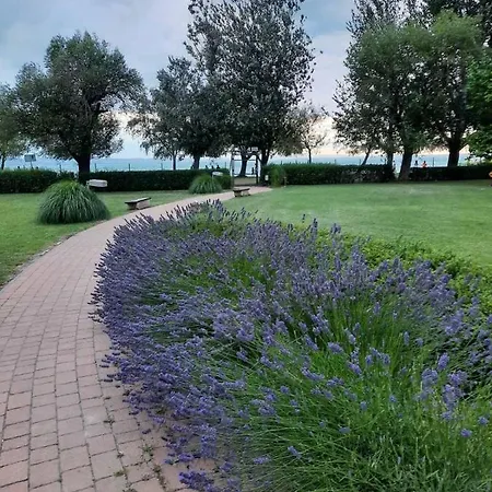 Aranyhid Apartmanhaz-arany * Siofok