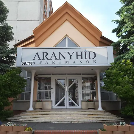 Aranyhid Apartmanhaz-arany Siofok