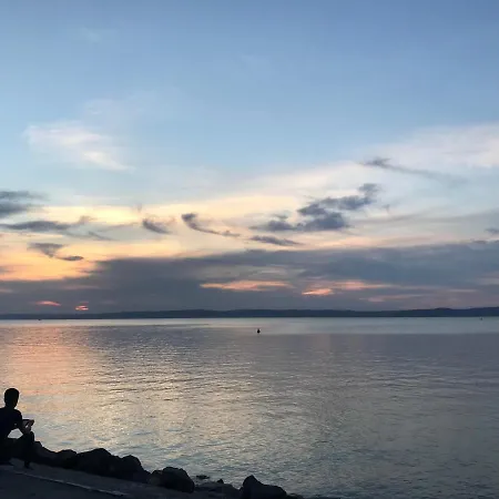 Aranyhid Apartmanhaz-arany * Siófok